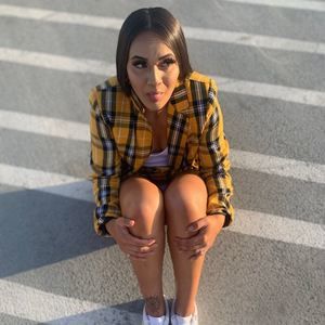 Meet your Posher, Malia